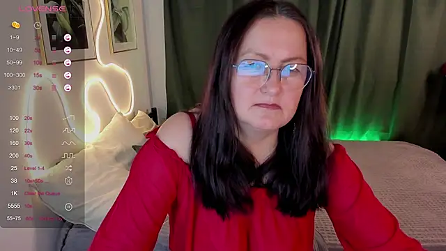 hottyannaa online show from 11.24.25