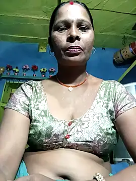 Snapshot of Rt_shreya chatting on 10.16.25 Rt shreya online show from 10.16.25