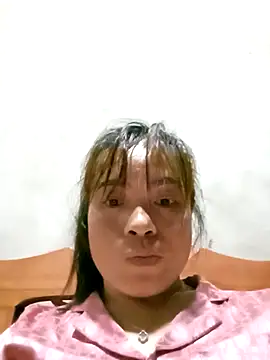 Snapshot of Alice_mu chatting on 10.14.25 Alice mu online show from 10.14.25