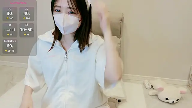 Snapshot of IROHA_0168 chatting on 10.29.25 IROHA 0168 online show from 10.29.25