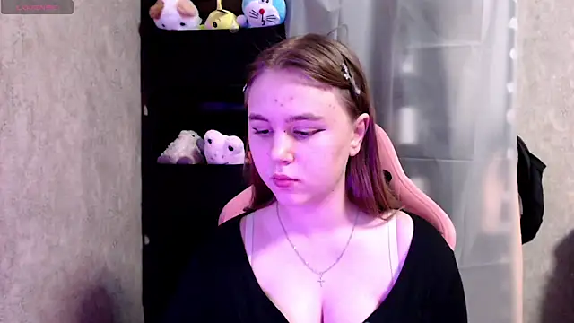 Lucille Lighter online show from 10.20.25