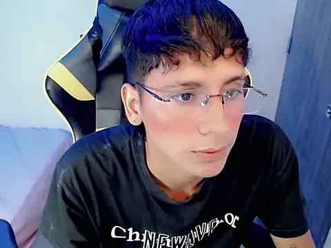 Snapshot of Nani_big chatting on 11.08.25 Nani big online show from 11.08.25