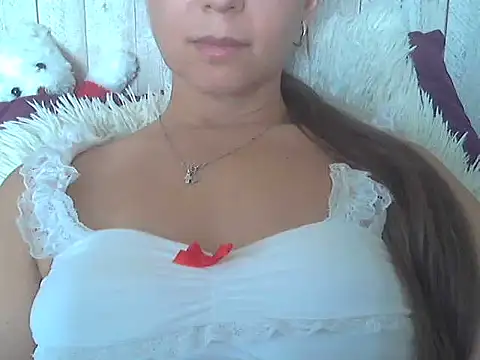 Snapshot of Light-Bluee chatting on 10.15.25 Light-Bluee online show from 10.15.25