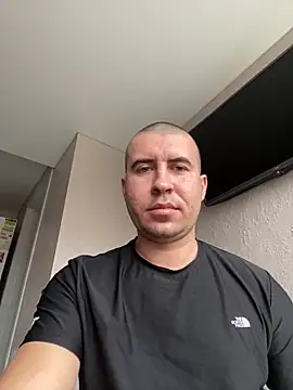 AronMode online show from 11.16.25