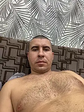 AronMode online show from 11.18.25