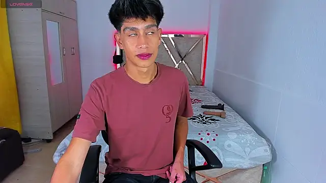 Jacovo2002 online show from 10.20.25