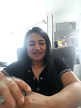Snapshot of solerpamela chatting on 10.12.25 solerpamela online show from 10.12.25