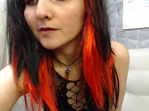 Snapshot of Merlyna_Cat chatting on 10.14.25 Merlyna Cat online show from 10.14.25