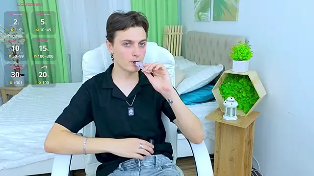 GGimperator  online show from 10.15.25