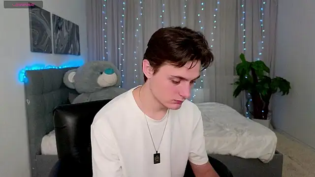 GGimperator  online show from 10.21.25