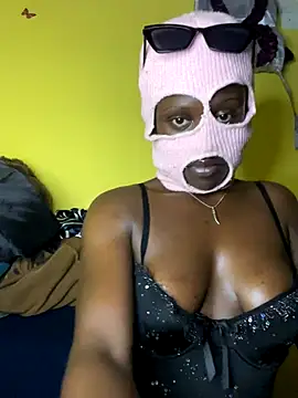 Snapshot of Sweetverah444 chatting on 11.01.25 Sweetverah444 online show from 11.01.25