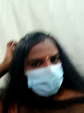 Snapshot of tamil_kanaka chatting on 10.19.25 tamil kanaka online show from 10.19.25