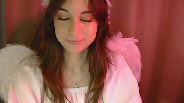 Snapshot of VeraLush chatting on 11.01.25 VeraLush online show from 11.01.25