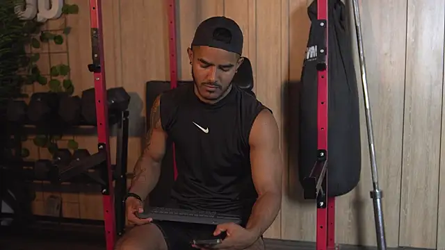 Reik Vonn online show from 10.15.25