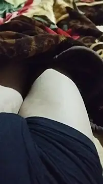 Snapshot of hotcouple79 chatting on 11.26.25 hotcouple79 online show from 11.26.25