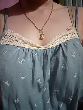 LeanaLy online show from 10.12.25