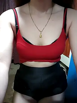 LeanaLy online show from 10.28.25