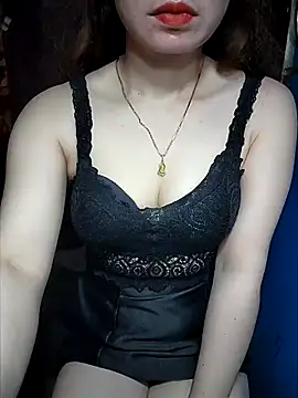 LeanaLy online show from 11.09.25