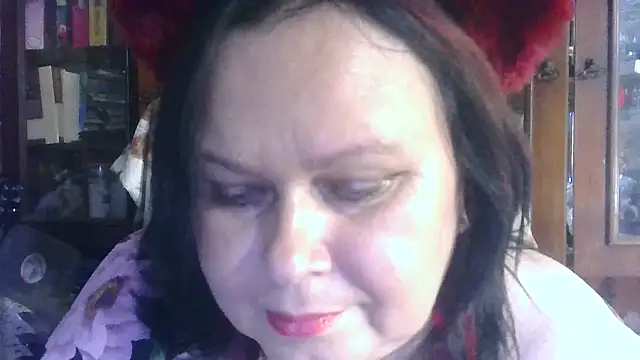 Snapshot of CharleeKendall chatting on 10.25.25 CharleeKendall online show from 10.25.25