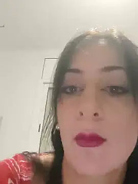 Snapshot of NairobiDalia chatting on 11.28.25 NairobiDalia online show from 11.28.25