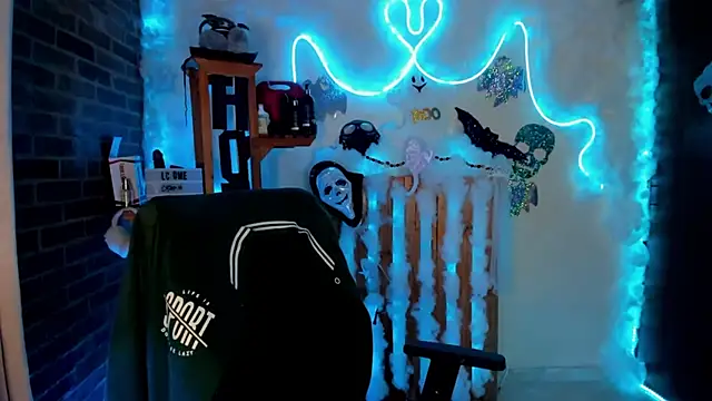 Lizz martins online show from 10.17.25