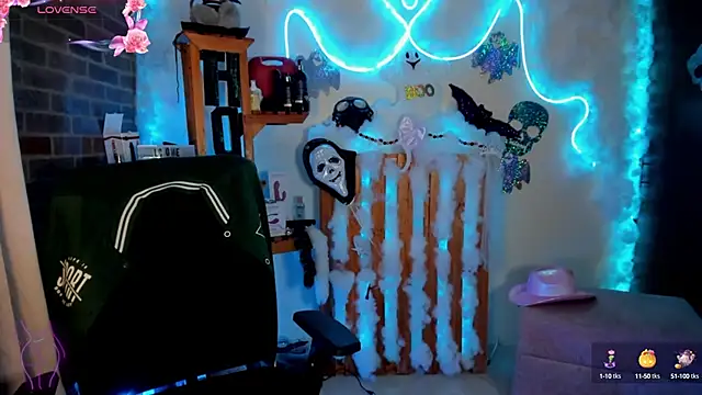 Lizz martins online show from 10.18.25