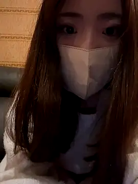 Snapshot of Saya_love chatting on 11.05.25 Saya love online show from 11.05.25