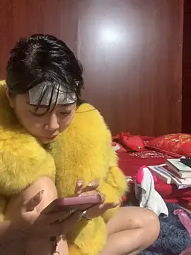 Snapshot of Your_hope77 chatting on 10.30.25 Your hope77 online show from 10.30.25