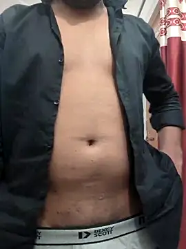 Akki19989 online show from 10.17.25