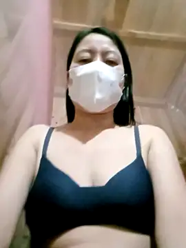 Snapshot of Zulylady chatting on 11.07.25 Zulylady online show from 11.07.25