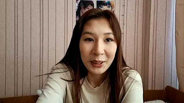 Snapshot of RegineBreyfogle chatting on 10.22.25 RegineBreyfogle online show from 10.22.25
