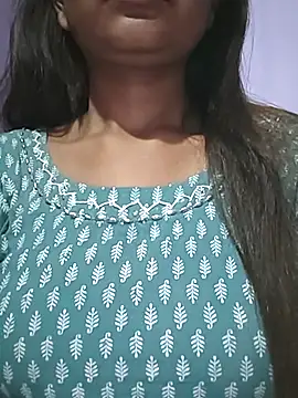 Snapshot of sneha_001 chatting on 11.22.25 sneha 001 online show from 11.22.25