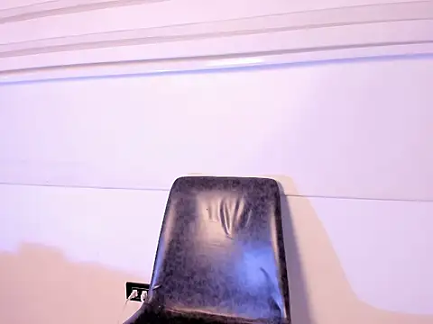 little kris1 online show from 11.22.25