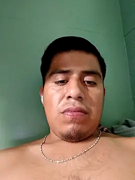 Penelargo1233r online show from 10.19.25