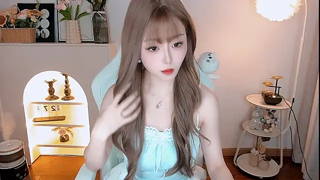 kakakuqi online show from 10.31.25