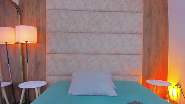 Antonella Russo1 online show from 10.24.25