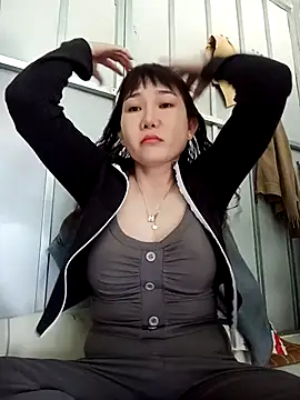 Ana-love2025 online show from 10.21.25