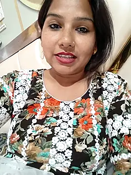 Vanshika1432 online show from 10.16.25