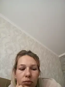 Snapshot of Coare_Cindy chatting on 10.24.25 Coare Cindy online show from 10.24.25