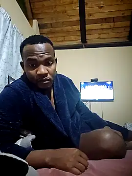 Snapshot of sgid8192 chatting on 10.28.25 sgid8192 online show from 10.28.25