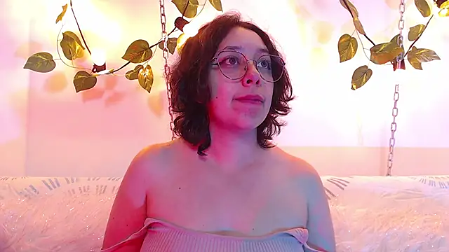 Milie yue online show from 10.22.25