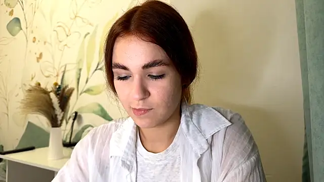 LunaAfrodita online show from 10.26.25