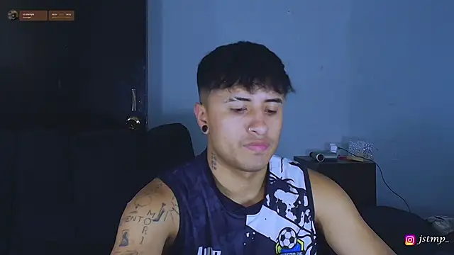 Snapshot of jhon_mendoza_ chatting on 10.27.25 jhon mendoza  online show from 10.27.25