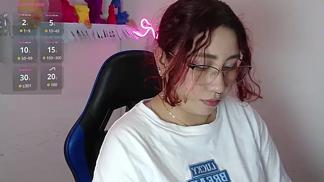 littlee red online show from 11.22.25