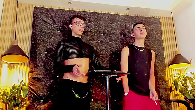 the fenix boy online show from 10.28.25