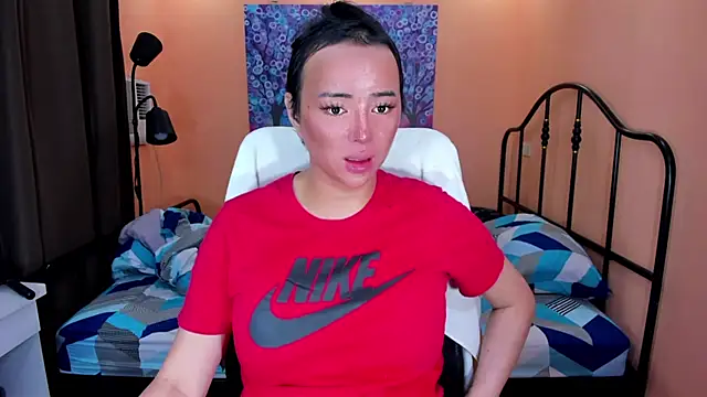 Snapshot of selfsuckertrans4u chatting on 10.29.25 selfsuckertrans4u online show from 10.29.25