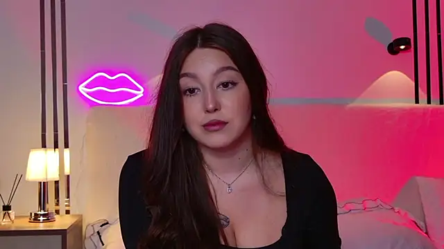  Tessa May  online show from 11.21.25