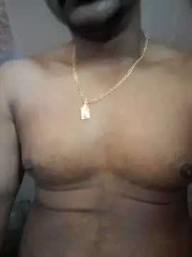 Snapshot of bindasbruno chatting on 10.22.25 bindasbruno online show from 10.22.25