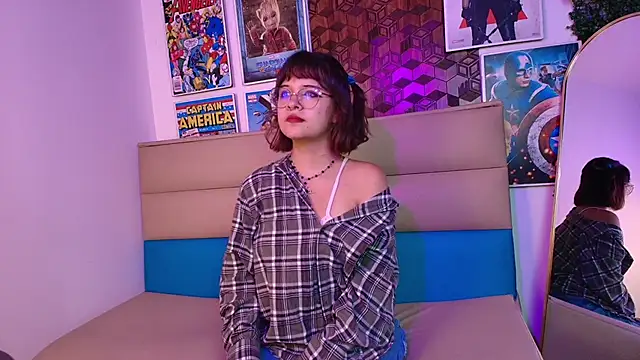 Ivy  storm online show from 12.04.25