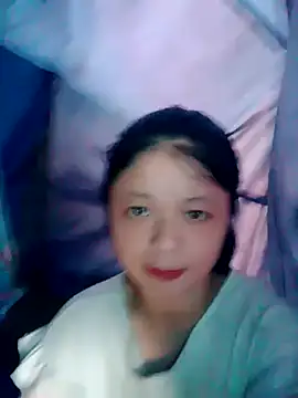 lisa-bae00 online show from 10.28.25